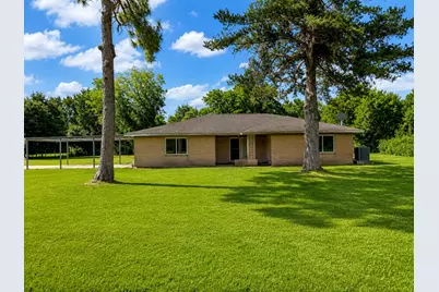 702 E Dallas Street, Fresno, TX 77545 - Photo 2
