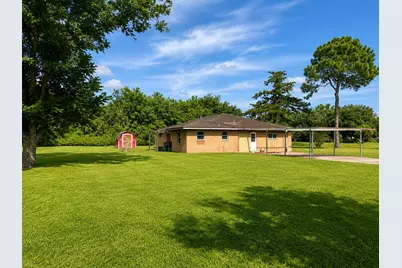 702 E Dallas Street, Fresno, TX 77545 - Photo 6