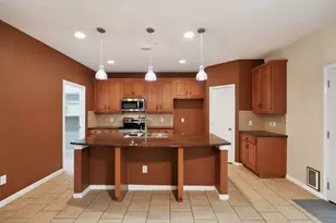 50 N Spinning Wheel Cir, The Woodlands, TX 77382 - Photo 8