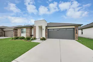 7923 Cattleman Vly Dr, Rosharon, TX 77583 - Photo 2