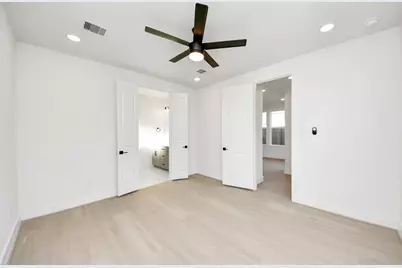 4310 Avron Drive, Stafford, TX 77477 - Photo 20