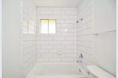 13467 Linden Street, Sugar Land, TX 77498 - Photo 10