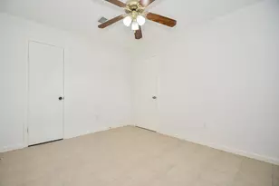 13467 Linden St, Sugar Land, TX 77498 - Photo 4