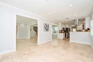 707 Thistlewood Dr, Houston, TX 77079 - Photo 10