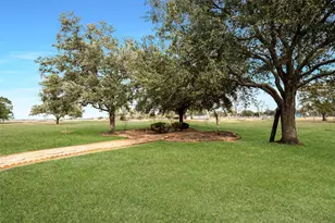 15021 County Rd 272, East Bernard, TX 77435 - Photo 22