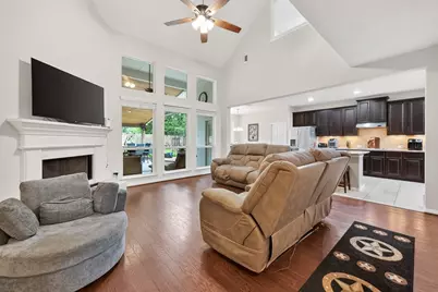 13859 Shoreline Drive, Willis, TX 77318 - Photo 8