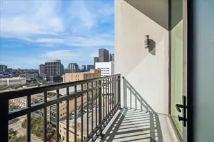 1211 Caroline St, Houston, TX 77002 - Photo 22