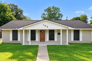 105 S Ringgold St, West Columbia, TX 77486 - Photo 1
