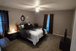 105 S Ringgold St, West Columbia, TX 77486 - Photo 14