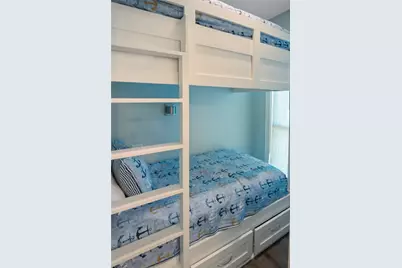 940 Raymond, Port Bolivar, TX 77650 - Photo 38