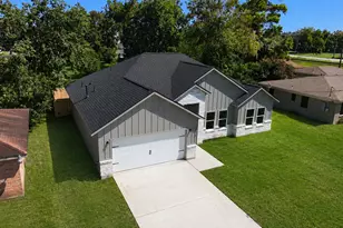 5815 Woodrow St, Texas City, TX 77591 - Photo 2