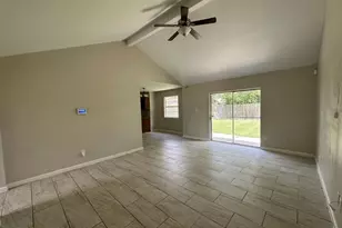 12515 Gotham Dr, Houston, TX 77089 - Photo 4