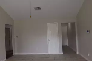 12515 Gotham Dr, Houston, TX 77089 - Photo 6