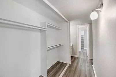 11715 S Glen Drive #806-1, Houston, TX 77099 - Photo 16