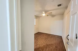 13007 Bacard Ln, Houston, TX 77099 - Photo 16