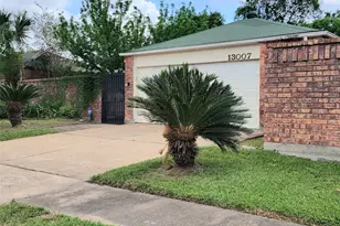 13007 Bacard Ln, Houston, TX 77099 - Photo 2