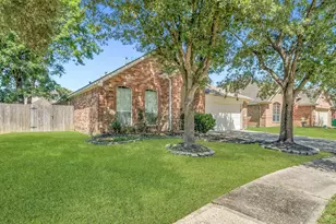 13823 Cane Valley Ct, Houston, TX 77044 - Photo 2