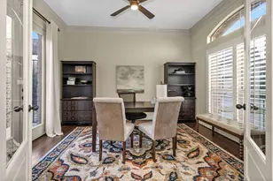 114 S Knights Crossing Dr, The Woodlands, TX 77382 - Photo 4