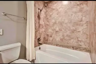 2400 McCue Rd, Houston, TX 77056 - Photo 10