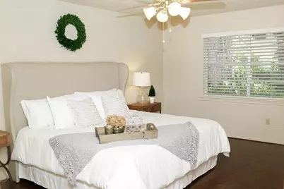 11710 Glenway Drive, Houston, TX 77070 - Photo 14