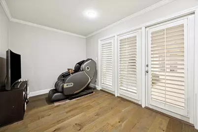 242 Vanderpool Lane, Houston, TX 77024 - Photo 22