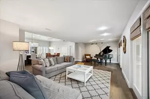 242 Vanderpool Ln, Houston, TX 77024 - Photo 14