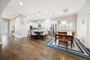 242 Vanderpool Ln, Houston, TX 77024 - Photo 6