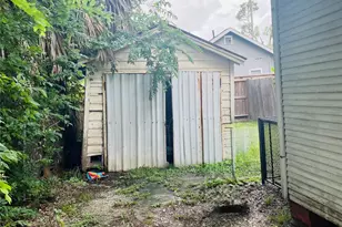 305 N Bryan St, Houston, TX 77011 - Photo 8