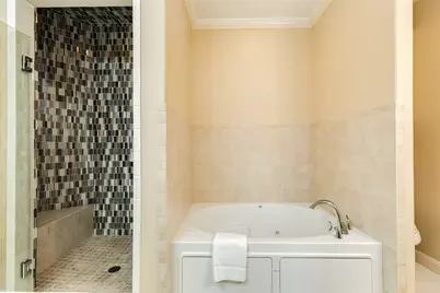 1418 Avenue M 1/2, Galveston, TX 77550 - Photo 20