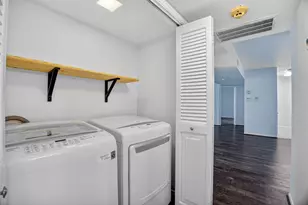 8527 Hearth Dr, Houston, TX 77054 - Photo 18