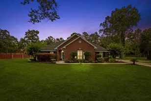 16 Ranchwood Ln, Dayton, TX 77535 - Photo 2