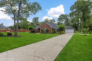 16 Ranchwood Ln, Dayton, TX 77535 - Photo 4