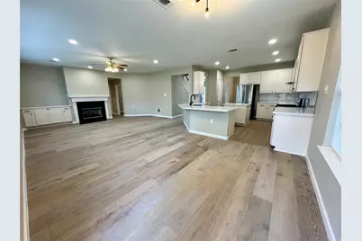16519 Village View Trail, Sugar Land, TX 77498 - Photo 2