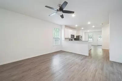 10429 Pineland Drive, Conroe, TX 77378 - Photo 10