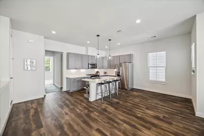 5723 White Magnolia Street, Houston, TX 77091 - Photo 4