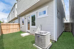 313 Charlock St, Houston, TX 77022 - Photo 30