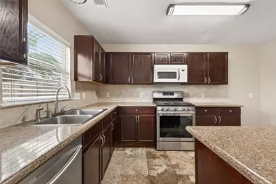 15007 Sugar Sands Drive, Sugar Land, TX 77498 - Photo 20