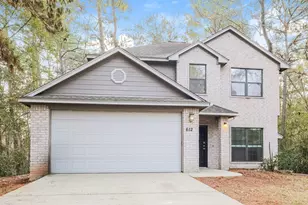 612 Spruce Dr, Conroe, TX 77302 - Photo 1
