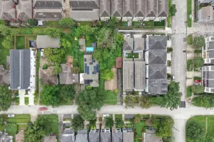 340 W 27th St, Houston, TX 77008 - Photo 8