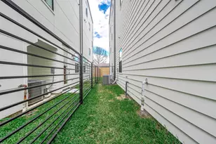 1711 Milby St, Houston, TX 77003 - Photo 32