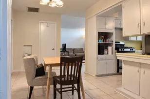 110 W Brenda St, Houston, TX 77076 - Photo 6