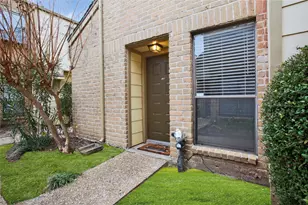 8299 Cambridge St, Houston, TX 77054 - Photo 2