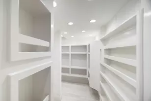 10887 Decatur St, Willis, TX 77318 - Photo 18