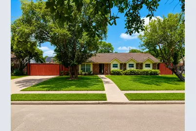 7718 Hiawatha Drive, Houston, TX 77036 - Photo 4