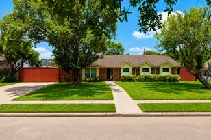 7718 Hiawatha Dr, Houston, TX 77036 - Photo 4