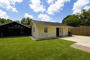 7718 Hiawatha Dr, Houston, TX 77036 - Photo 22