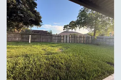9019 Autumnsong Drive, Houston, TX 77064 - Photo 24