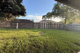 9019 Autumnsong Dr, Houston, TX 77064 - Photo 24