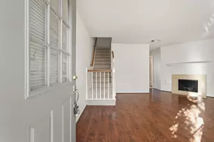 2808 Grants Lake Blvd, Sugar Land, TX 77479 - Photo 2