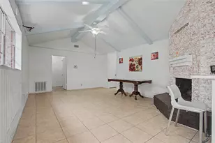 346 Saddle Horn Dr, Houston, TX 77060 - Photo 4